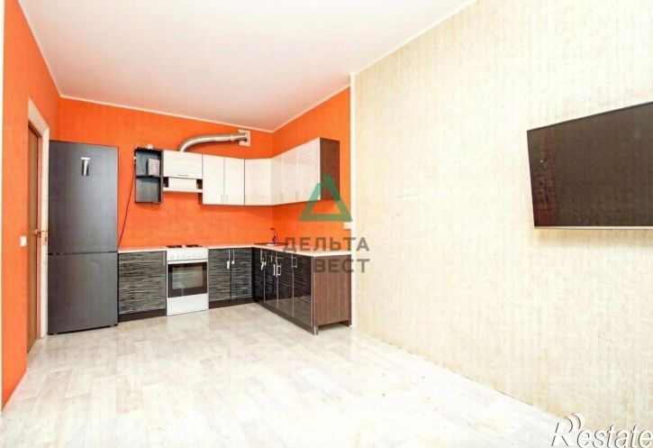 3-комн квартира пр-кт Октября, 107а,  д. 107а