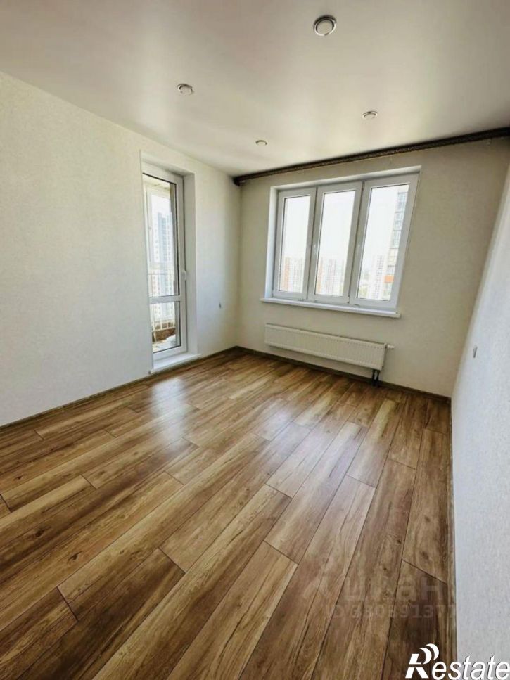 2-комн квартира Яркий бульвар, 13
