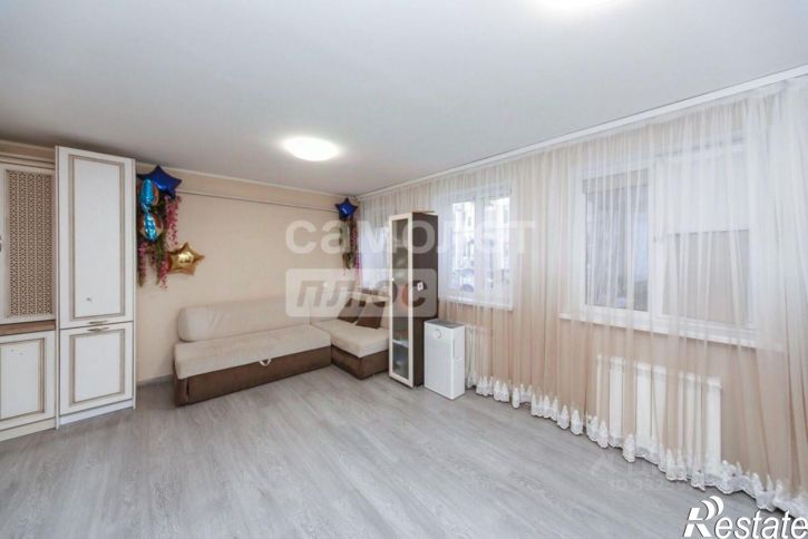 4-комн квартира б-р Героев труда, 7/6г,  д. 7/6г