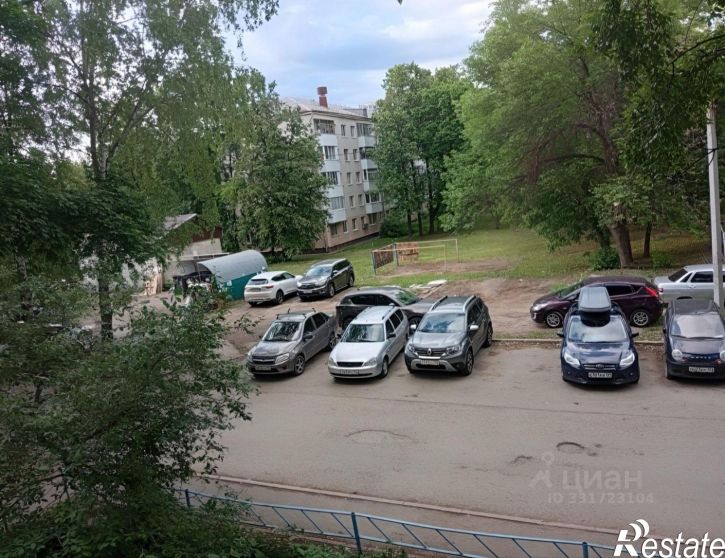 4-комн квартира ул Рихарда Зорге, 43/1,  д. 43/1