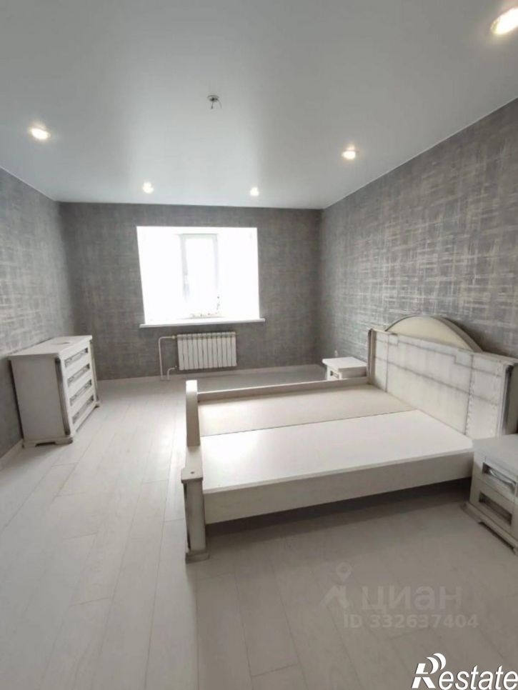 3-комн квартира ул Ферина, 15/1,  д. 15/1