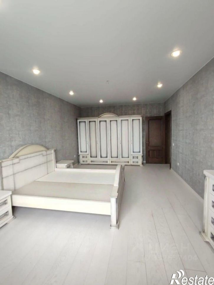 3-комн квартира ул Ферина, 15/1,  д. 15/1
