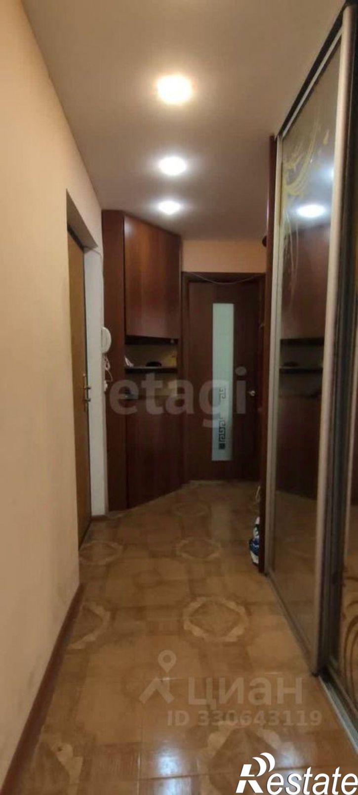 2-комн квартира Молодежный б-р, 3,  д. 3