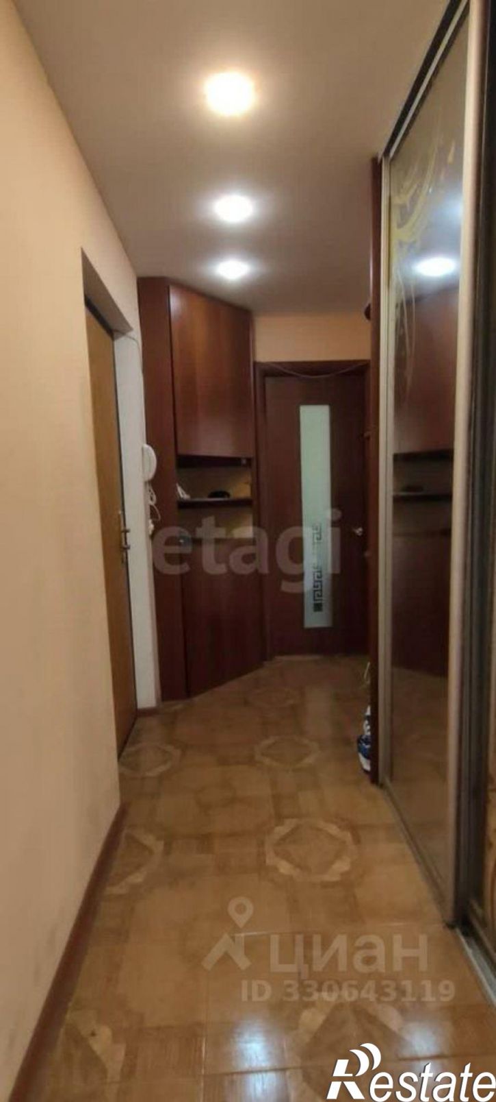 2-комн квартира Молодежный б-р, 3,  д. 3