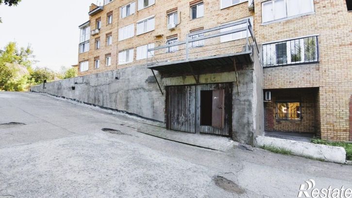 Гараж/парковка ул Кавказская, 8 3,  д. 8 3,  к. 3