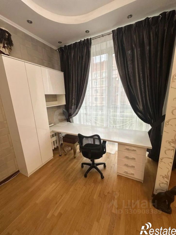 3-комн квартира ул Достоевского, 49,  д. 49