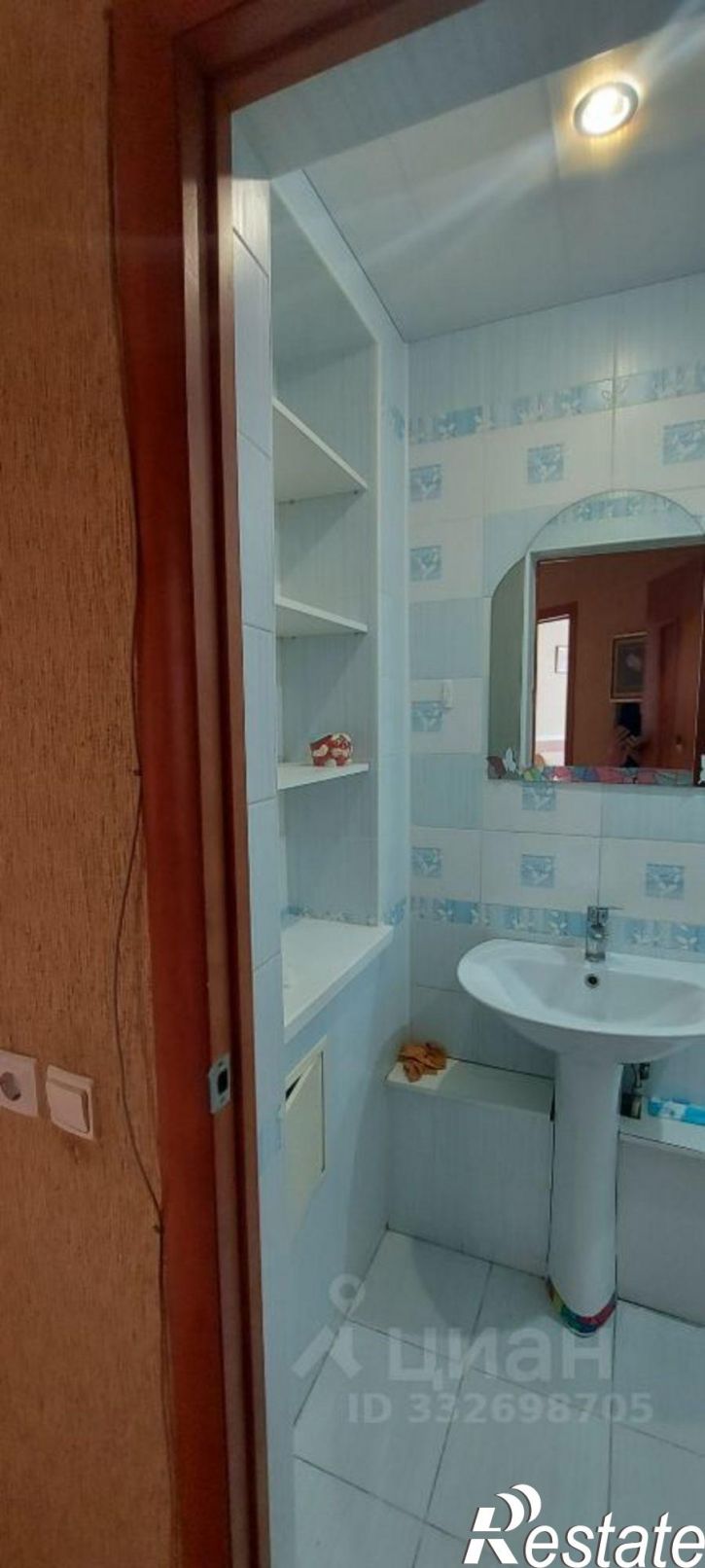2-комн квартира улица 8 Марта, 19,  д. 19