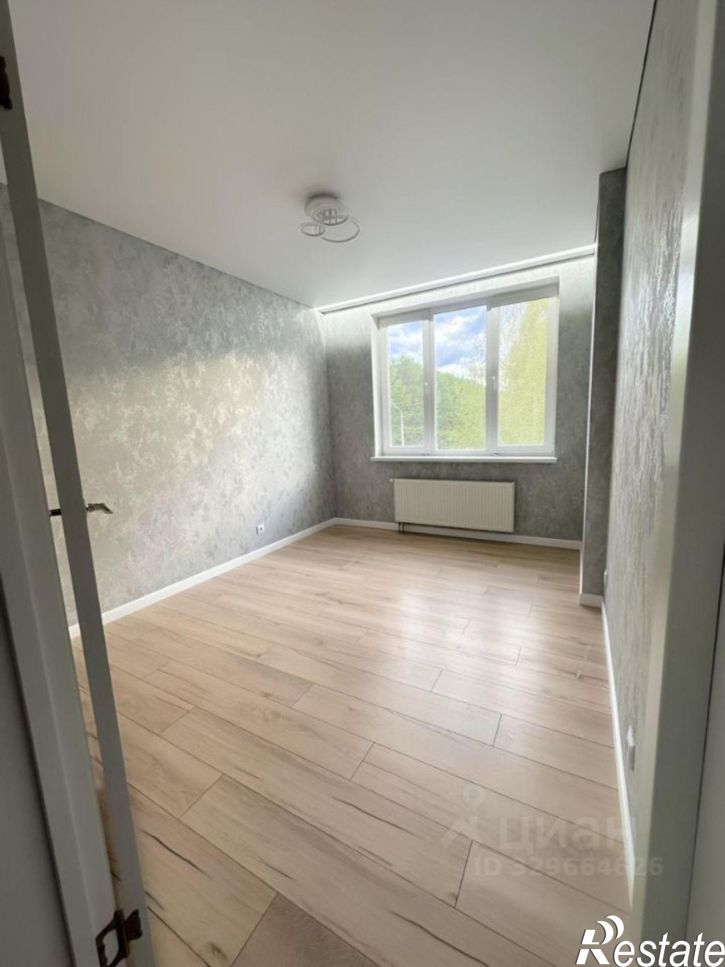 3-комн квартира в новом доме ул Летчиков, 2 3,  д. 2 3,  к. 3
