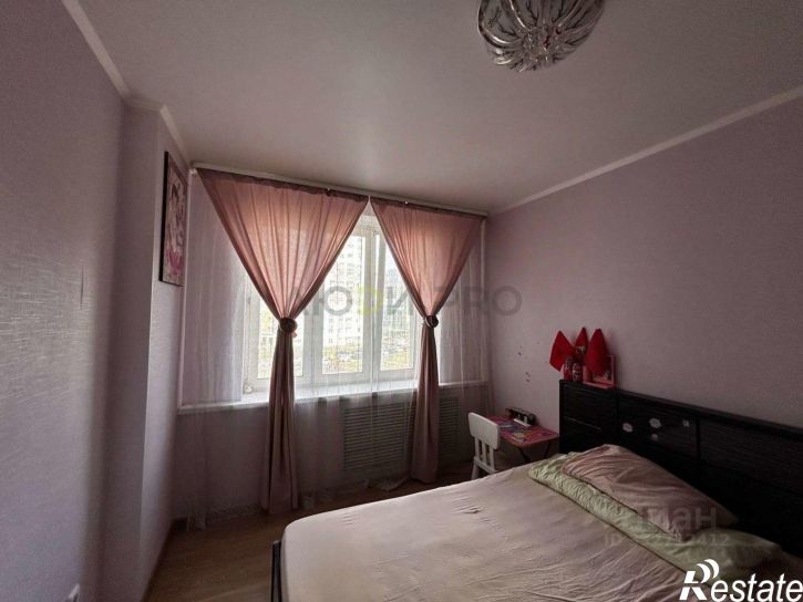 3-комн квартира ул Айская, 20,  д. 20