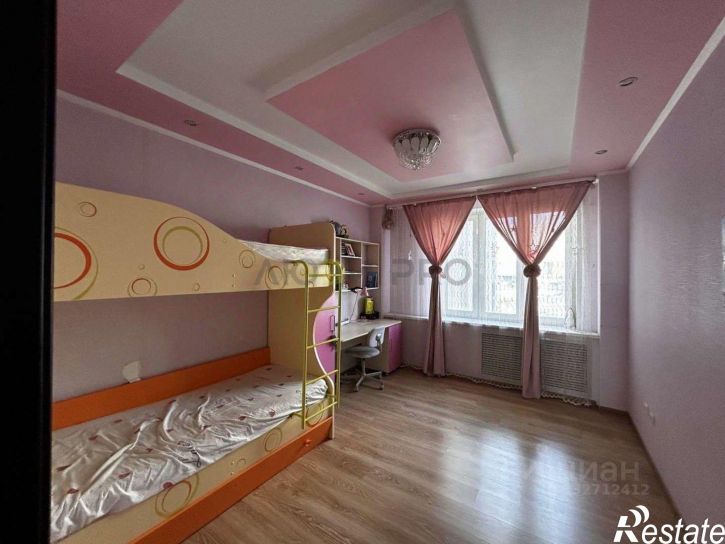 3-комн квартира ул Айская, 20,  д. 20
