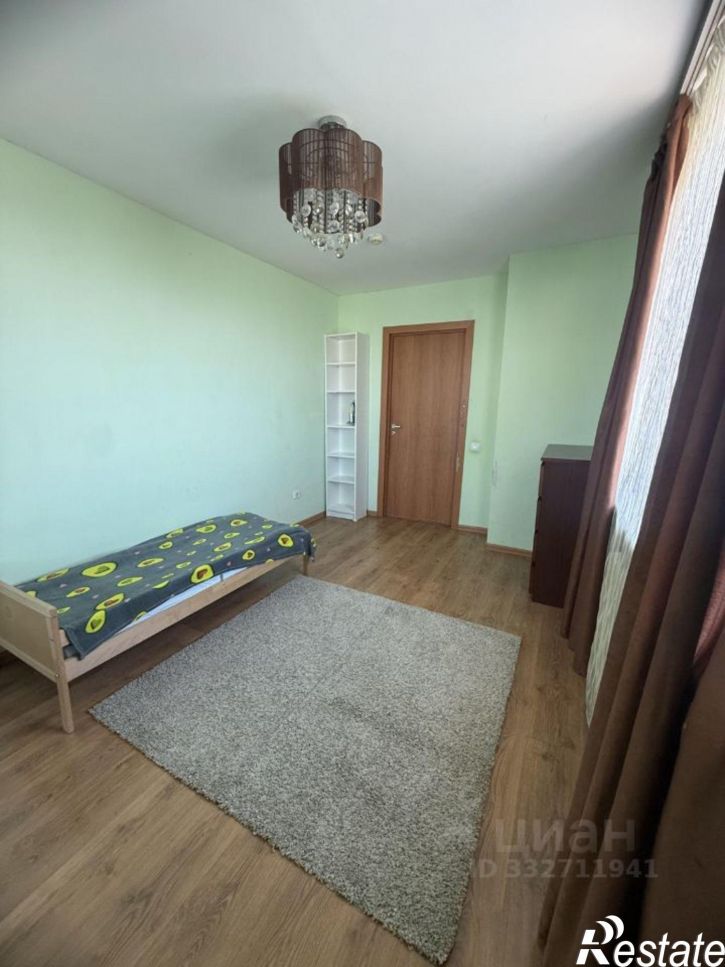2-комн квартира ул Академика Ураксина, 1,  д. 1