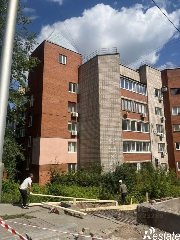 4-комн квартира ул Российская, 98/1,  д. 98/1