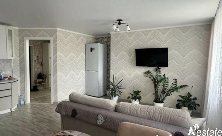 3-комн квартира ул Евгения Столярова, 4а,  д. 4а