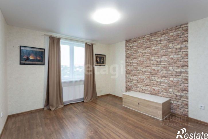 3-комн квартира ул Златоустовская, 20 3,  д. 20 3,  к. 3