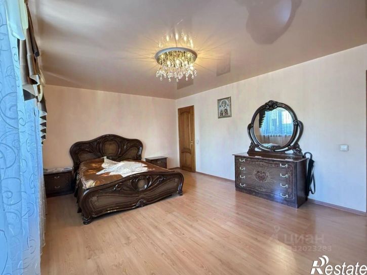 3-комн квартира ул Софьи Перовской, 9,  д. 9