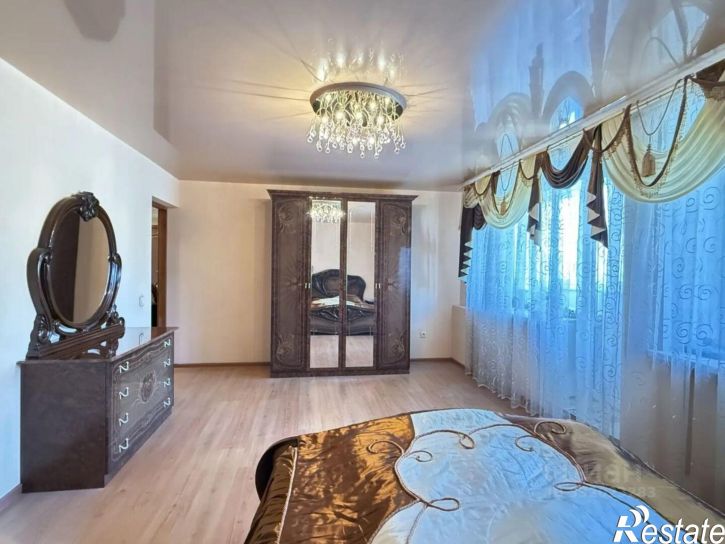 3-комн квартира ул Софьи Перовской, 9,  д. 9