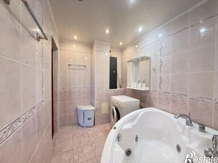 3-комн квартира ул Софьи Перовской, 9,  д. 9