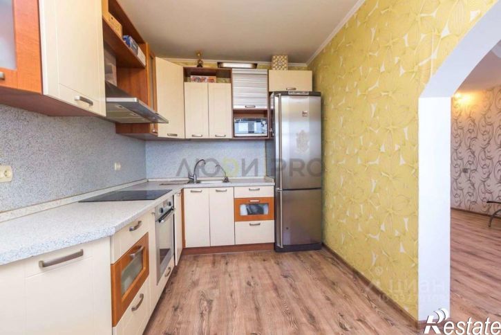 3-комн квартира пр-кт Октября, 71/3,  д. 71/3