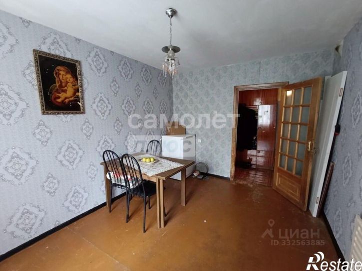 5-комн квартира ул Ахметова, 300,  д. 300