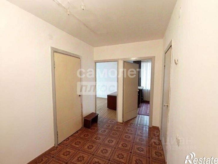5-комн квартира ул Ахметова, 300,  д. 300