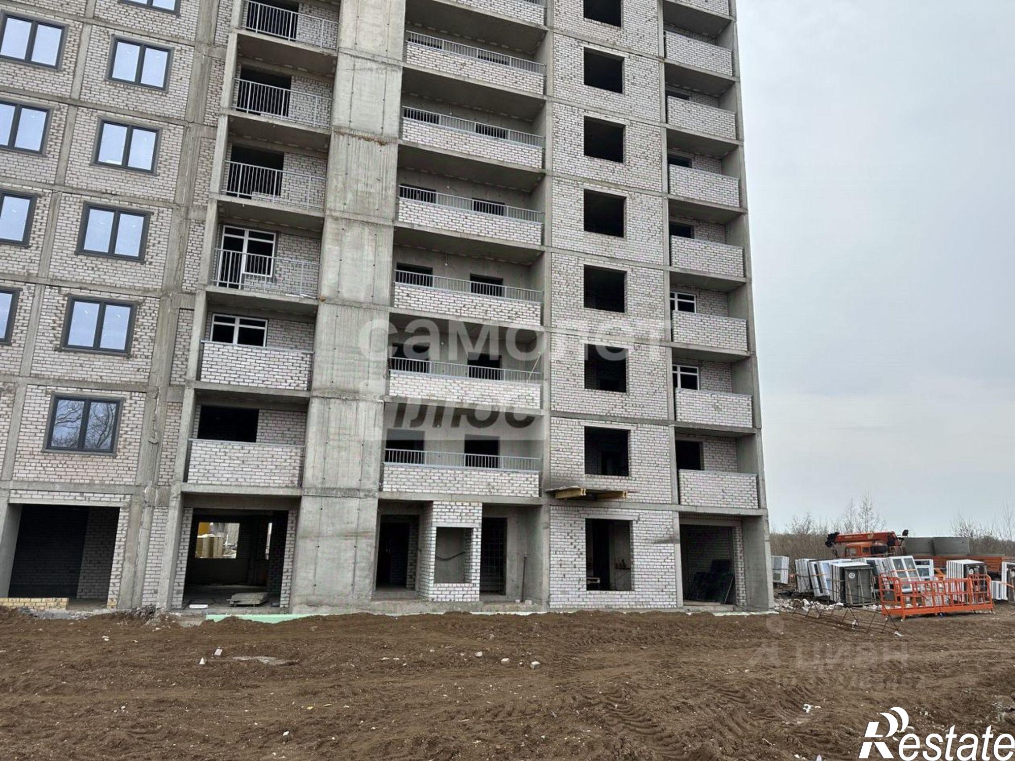 Купить торговое помещение за 9 315 000 рублей на ЖК Паруса тер., д.1