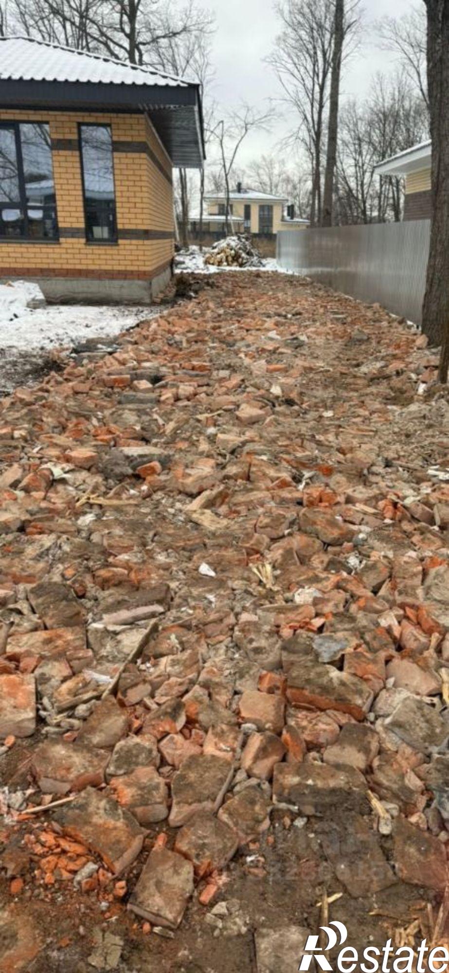 Купить дачу, дом, коттедж за 13 400 000 рублей на ул Полярника Альбанова, 24