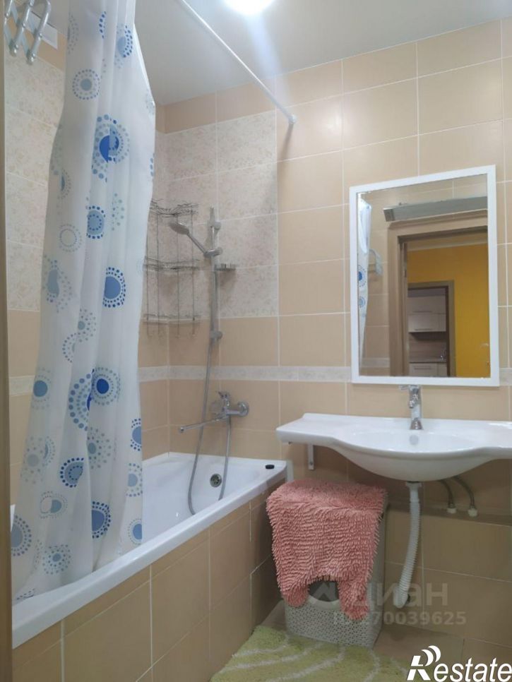 3-комн квартира пр-кт Октября, 107б,  д. 107б