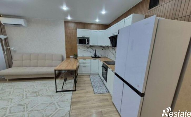 3-комн квартира Яркий б-р, 9,  д. 9