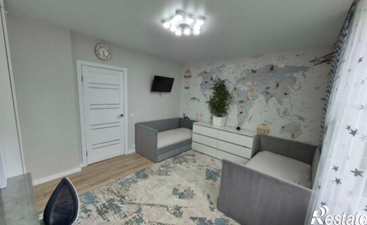 3-комн квартира Яркий б-р, 9,  д. 9