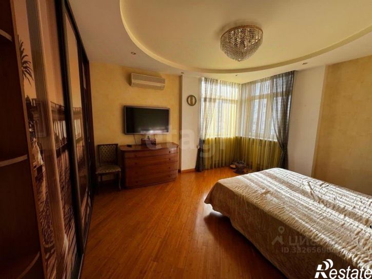4-комн квартира ул Рихарда Зорге, 70,  д. 70
