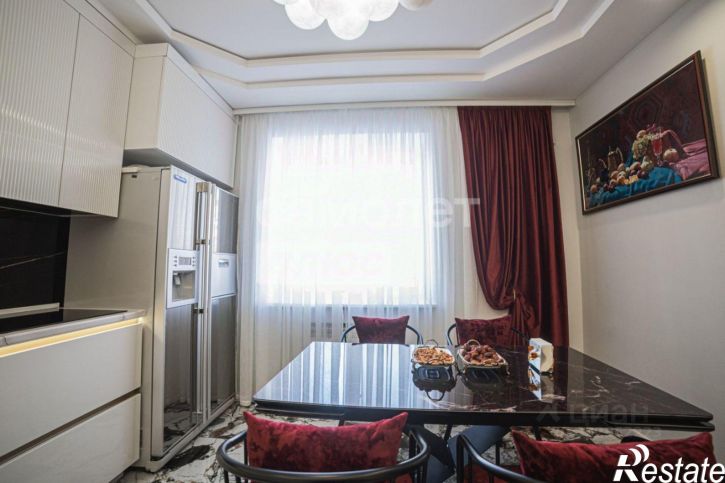 4-комн квартира б-р Ибрагимова, 42,  д. 42