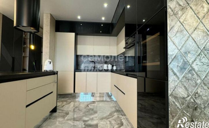 4-комн квартира б-р Ибрагимова, 90/2,  д. 90/2