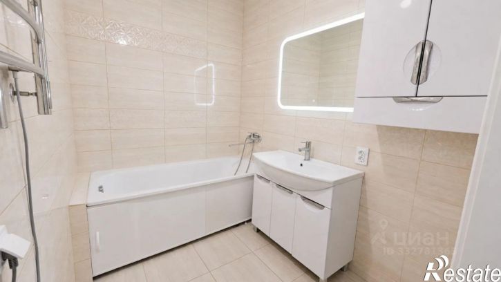 3-комн квартира пр-кт. Дружбы народов, 57