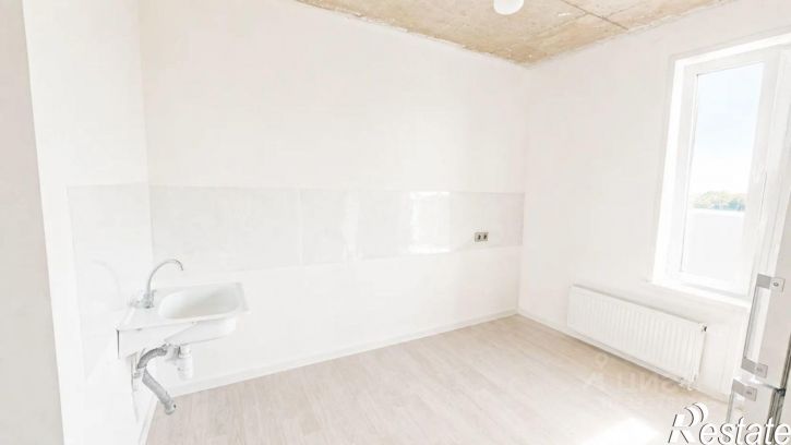 3-комн квартира пр-кт. Дружбы народов, 57