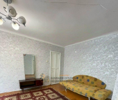 2-комн, 45кв м, этаж 3/5 пр-кт Октября, 55