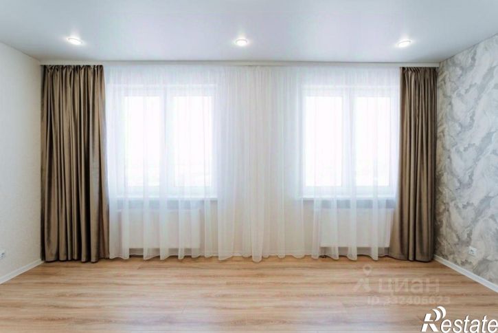 3-комн квартира ул Дмитрия Купцова, 2,  д. 2