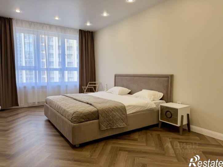 3-комн квартира б-р Давлеткильдеева, 18,  д. 18