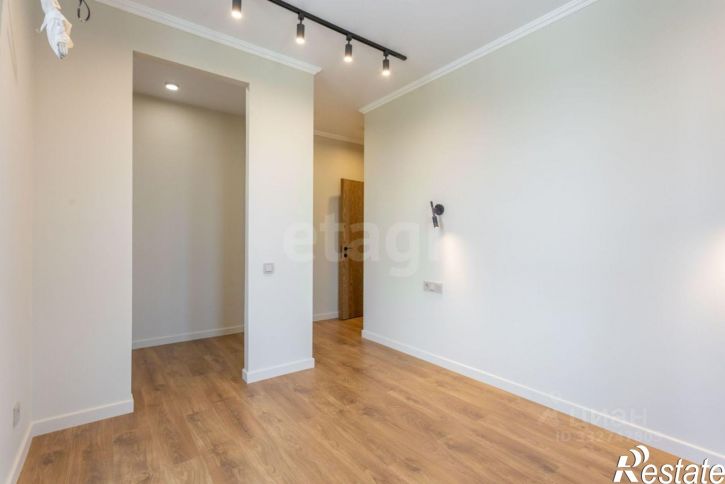 3-комн квартира ул Пархоменко, 156в,  д. 156в