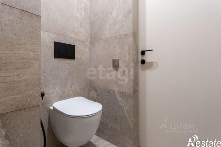 3-комн квартира ул Пархоменко, 156в,  д. 156в