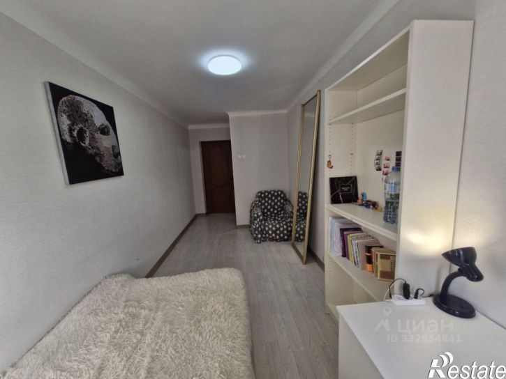 3-комн квартира ул Цюрупы, 100,  д. 100