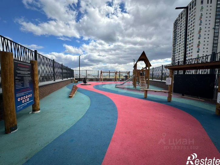 3-комн квартира ул Комсомольская, 8,  д. 8