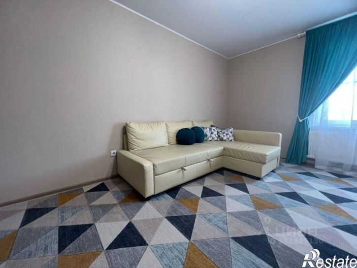 3-комн квартира ул Просвещения, 5,  д. 5