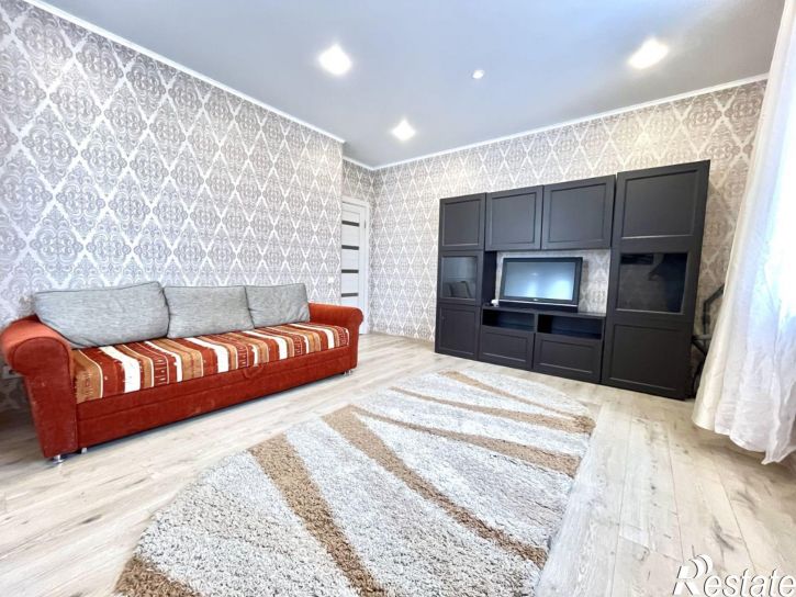 2-комн квартира ул Глумилинская, 10,  д. 10