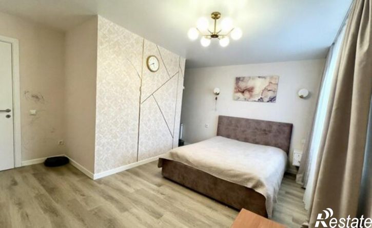 2-комн квартира улица Генерала Ишбулатова, 8/4