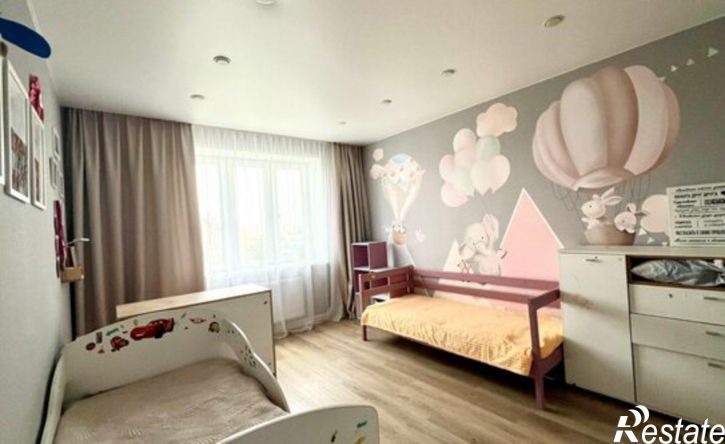 2-комн квартира улица Генерала Ишбулатова, 8/4