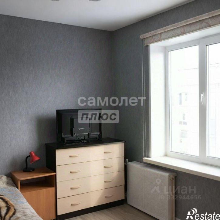 3-комн квартира ул Юрия Гагарина, 1 1,  д. 1 1,  к. 1