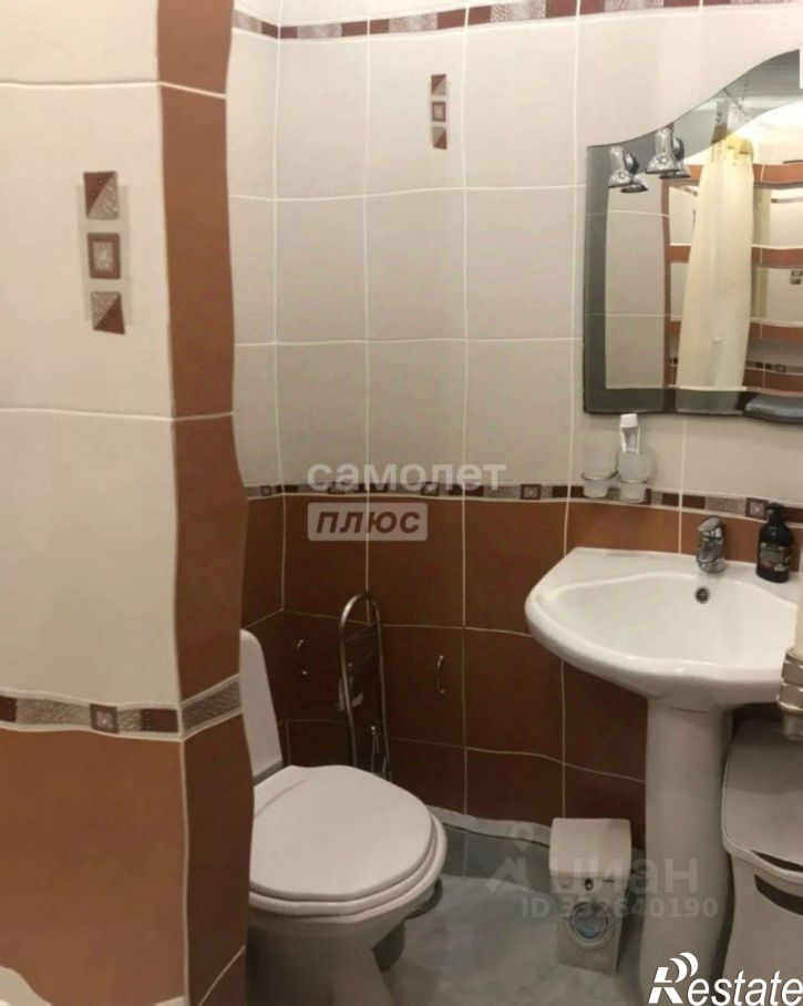 2-комн квартира ул Максима Рыльского, 12 1,  д. 12 1,  к. 1