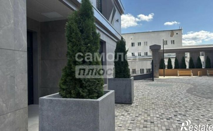 2-комн квартира ул Братьев Кадомцевых, 15,  д. 15