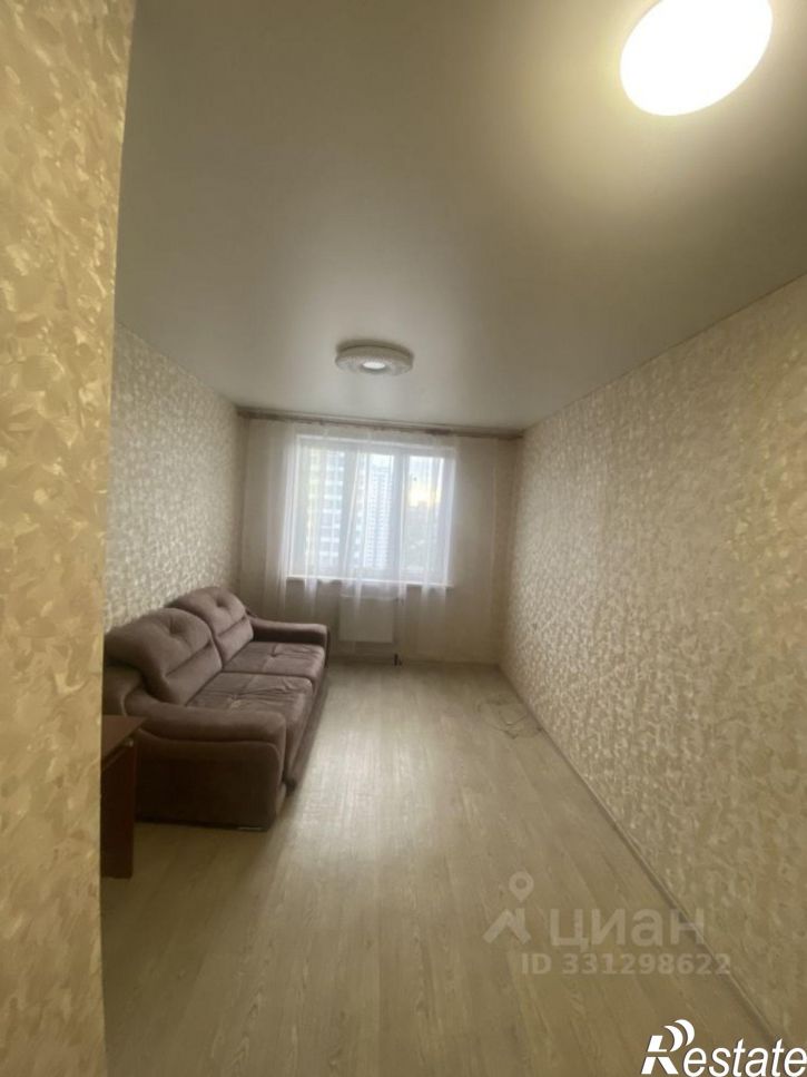 1-комн квартира ул Евгения Столярова, 6а,  д. 6а