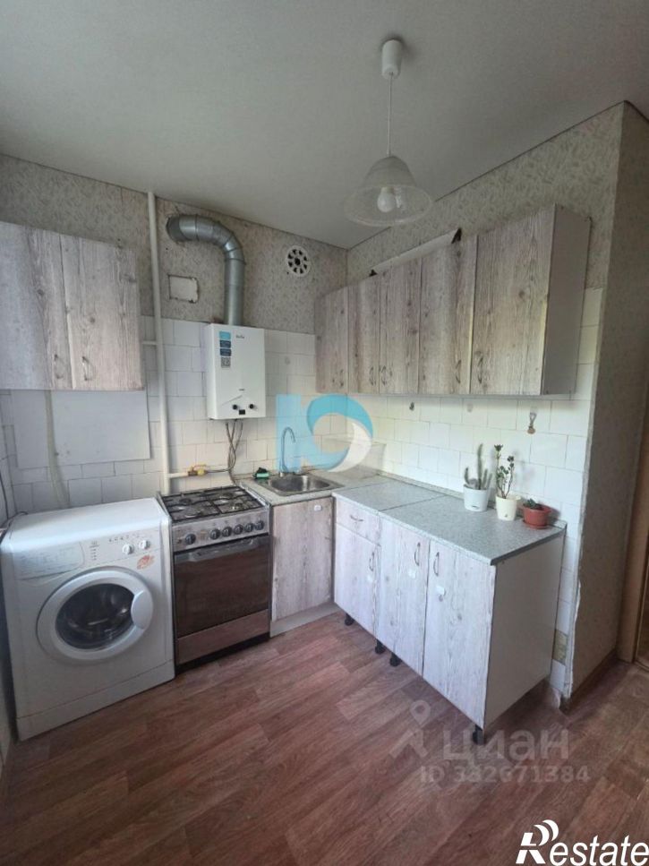 3-комн квартира ул Айская, 80,  д. 80